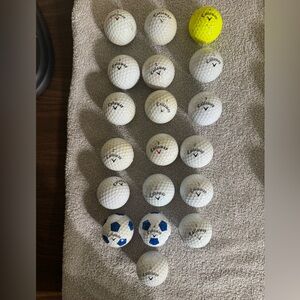 19 Callaway White Golf Balls | collection of various models